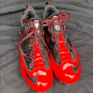 Nike Black and Red Athletic Cleats